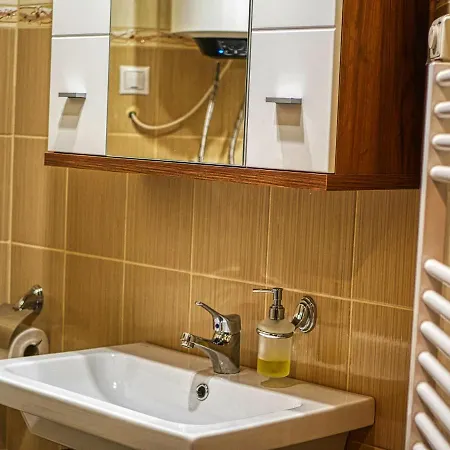 Hron - Vendégház 3*